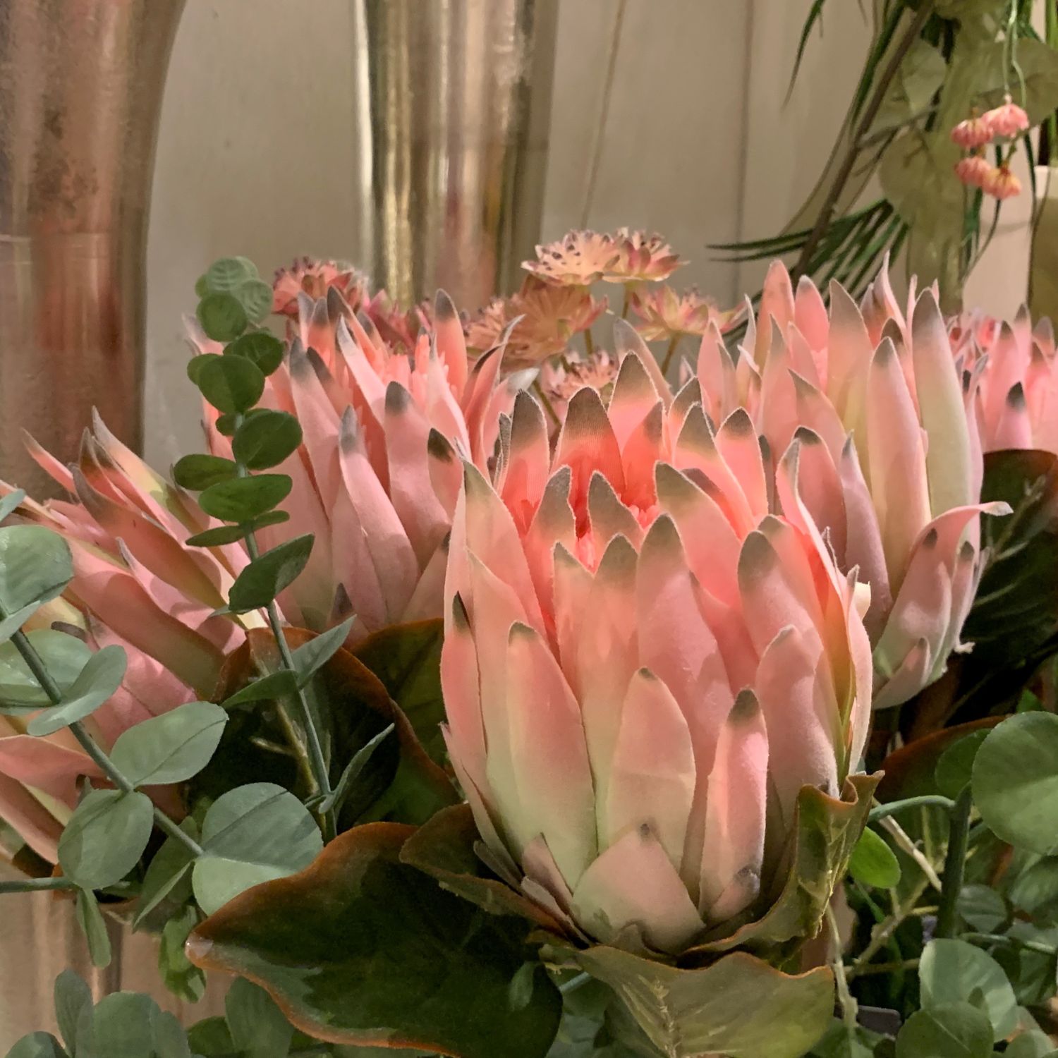 Pflanzen ca. Queen Kunstblumen Protea cm 58 / pink
