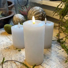 LED-Echtwachskerze mit Timer hellgrau