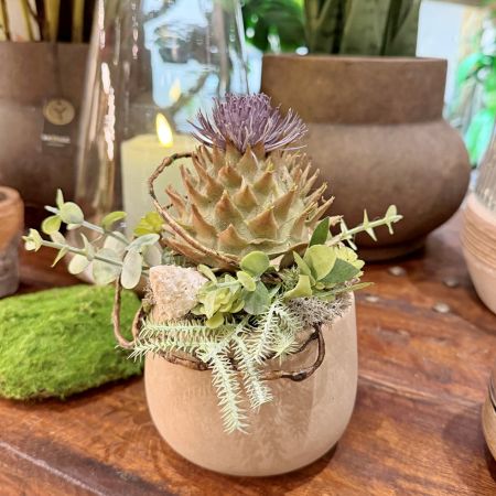 Blumengesteck 'Disteltraum'