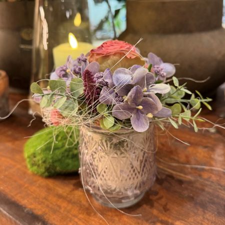 Blumengesteck 'Sommerhauch'