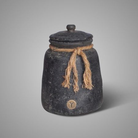 Dekotopf mit Deckel und Sisalband Basalt