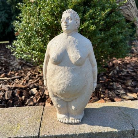 Hilda Frauen Skulptur