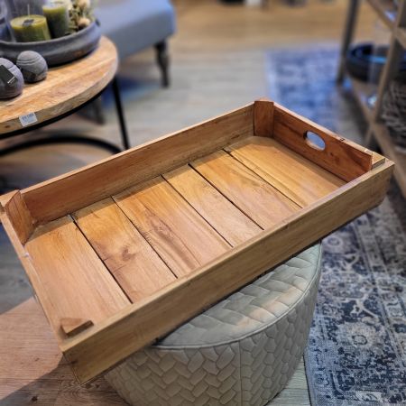 Holztablett mit hohen Kanten