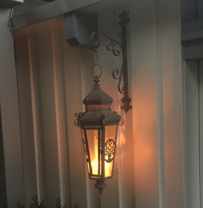Laterne mit Wandhaken Länge ca. 73cm Laternen - tewa-shop.de