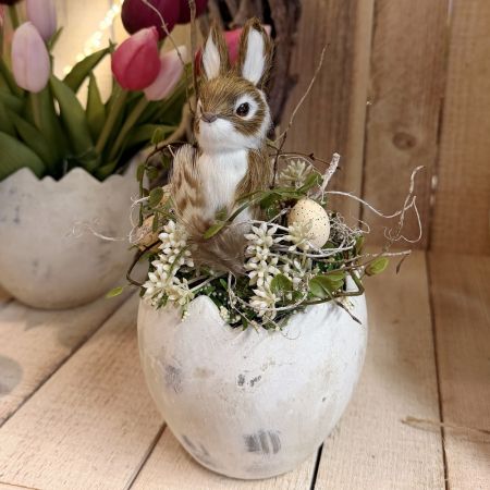 Ostergesteck mit Hase