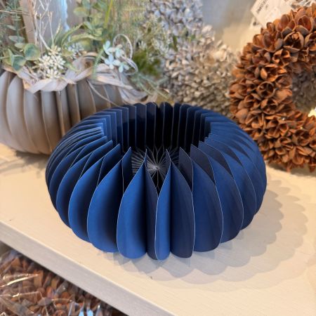 Pappsockel 'Dacia' blau