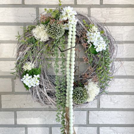Türkranz mit Holzkette & Blüten