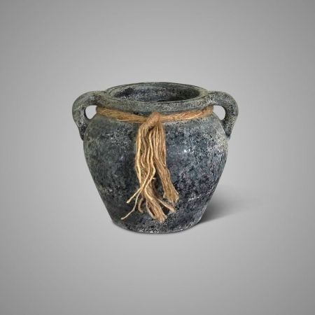Vase mit Henkeln grau und Kordel 