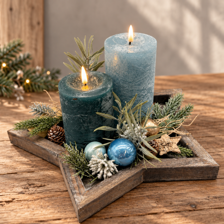 Weihnachtsgesteck 'Winterblau' mit 2 LED Kerzen